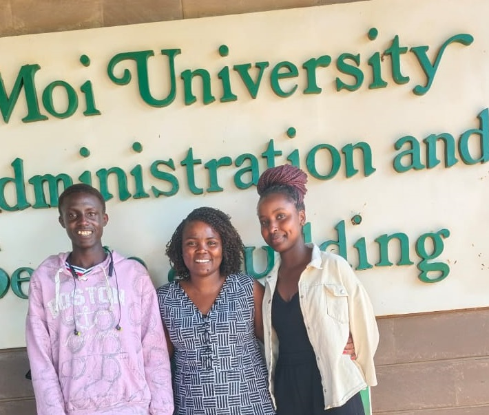 girl grads at moi university.jpg